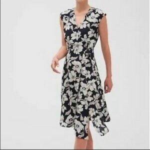 Banana Republic Navy Blue & White Floral Print Shirred Waist Midi Wrap Dress /6
